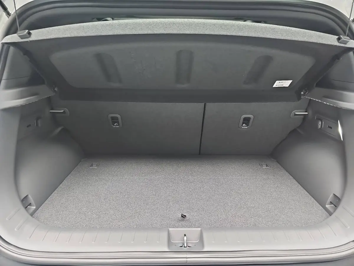 KIA EV2 61.0 KWH GT LINE MJ27 WINTER-CONNECT 22KW-AC TECHN DRIVEWISE-PARK KOM
