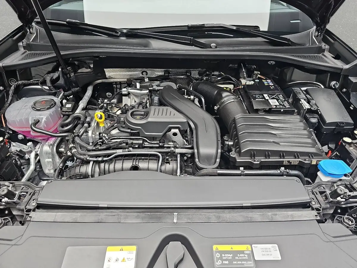 AUDI Q3 SPORTBACK 35 TFSI S-TRONIC S LINE NAVI LED PANO AC