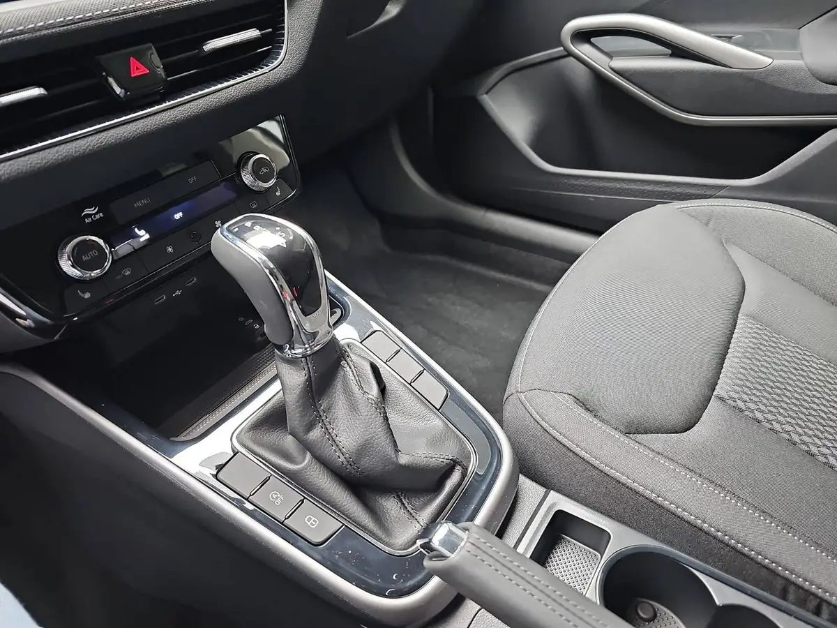 SKODA FABIA 1.0 TSI DSG SELECTION LED AUDIO SICHT WINTER CHROM