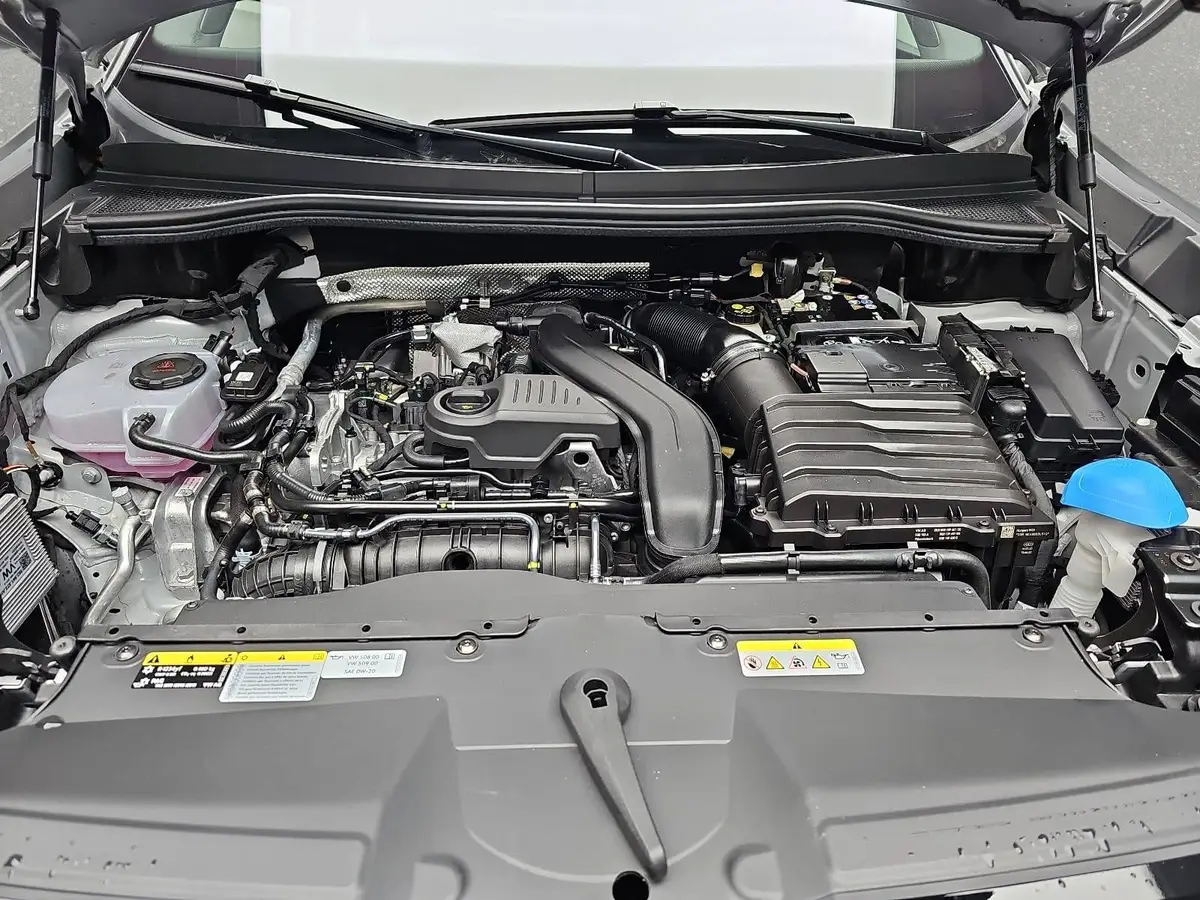 SKODA KODIAQ 1.5 DSG SPORTLINE NAVI LED ACC WINTER KAMERA AHK L