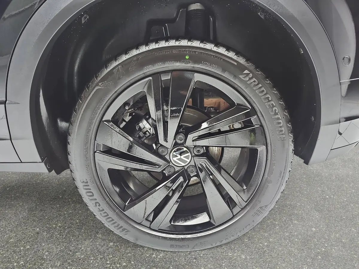 VW T-ROC 2.0 TDI DSG R-LINE NAVI LED MATRIX PANO ACC DCC AH