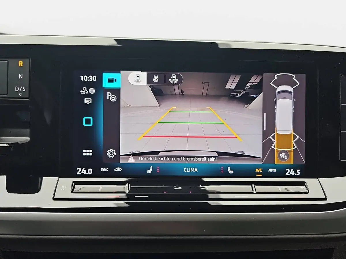 VW T7 MULTIVAN 2.0 TDI DSG LIFE P-ASSIST AHK