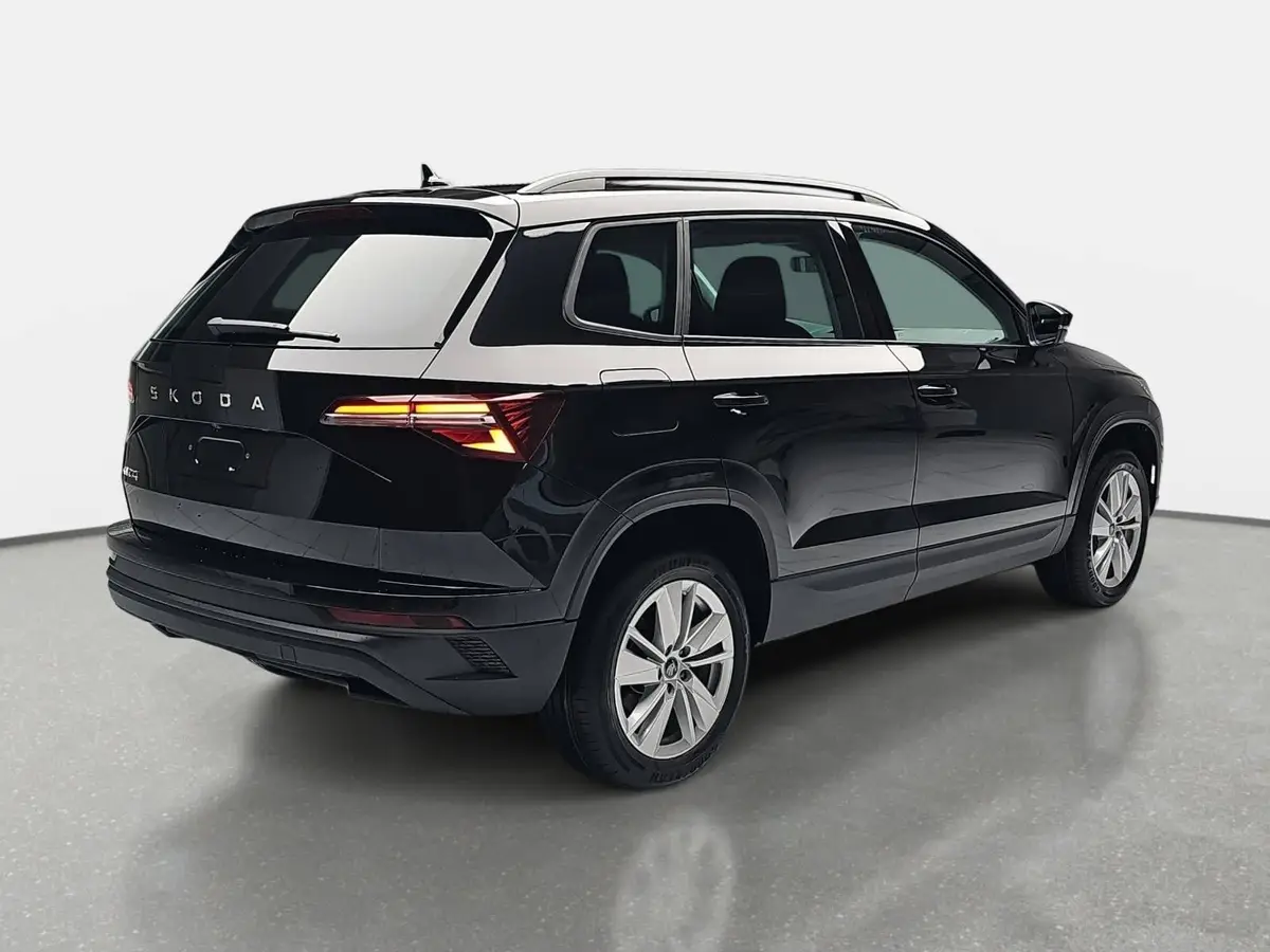 SKODA KAROQ 1.5 TSI DSG 130 JAHRE LED KAMERA AHK