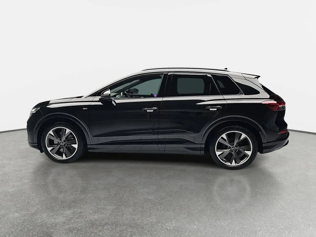 AUDI Q4 45 E-TRON S-LINE NAVI MATRIX KAMERA