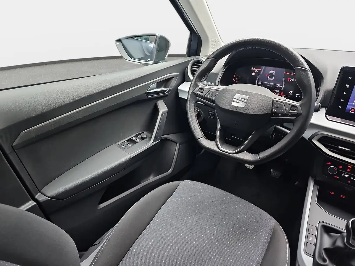SEAT ARONA 1.0 TSI STYLE NAVI LED PDC LM16