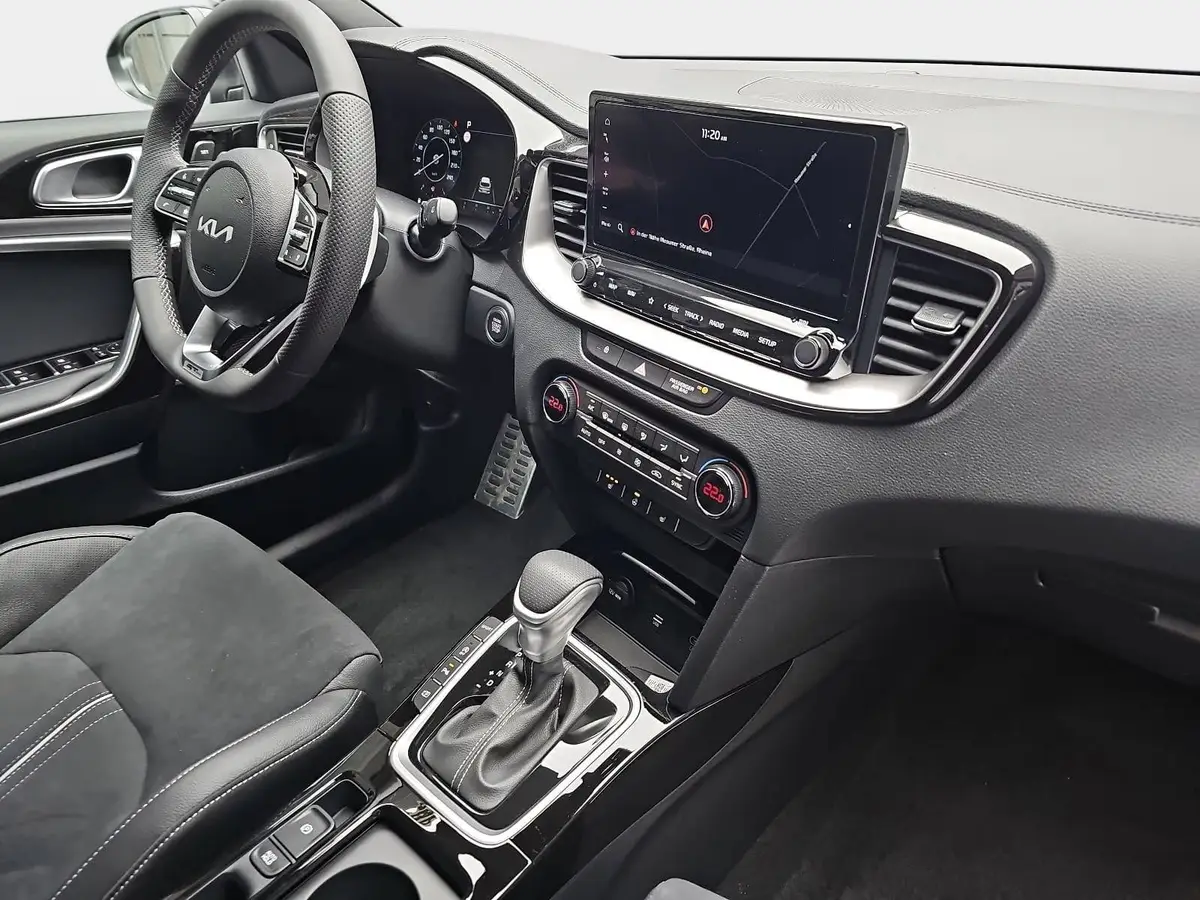 KIA CEED SW 1.5 T-GDI DCT7 GT-LINE TECHNOLOGIE LEDER GLASDACH PERFORMANCE