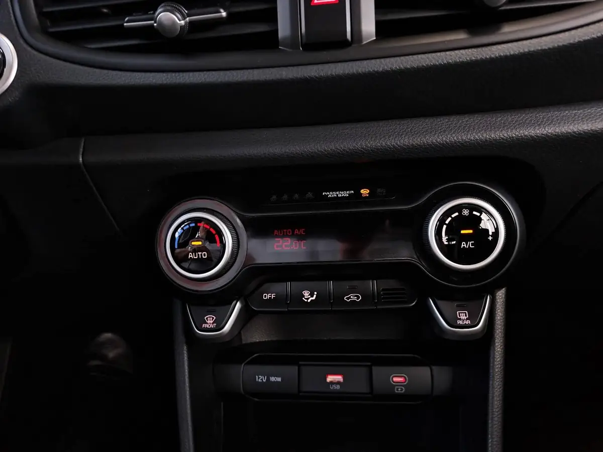 KIA PICANTO 1.0 GDI AUTO. (AMT) GT-LINE MJ27 LED SITZH. NAVI KAMERA