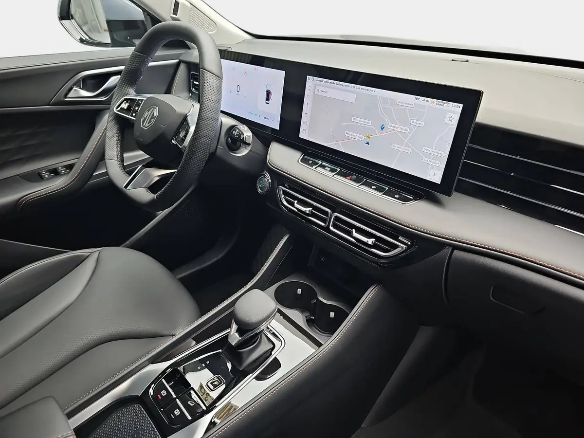 MG HS 1.5 PLUG-IN-HYBRID MY25.5 LUXURY LEDER 360-GRAD-KAMERA 19-ZOLL-LM