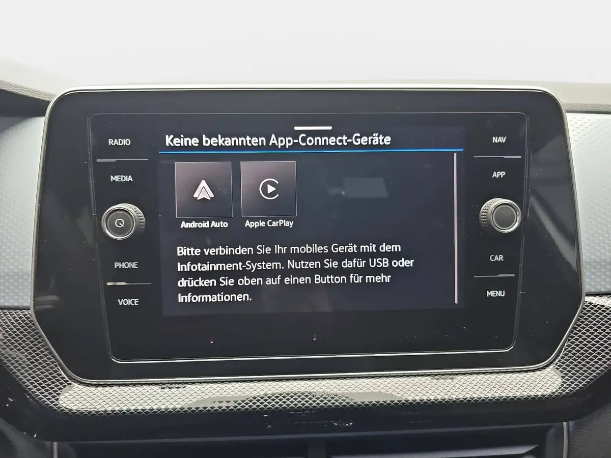 VW T-CROSS 1.0 TSI GOAL NAVI LED KLIMAAUTO ACC P-ASSIST WINTE