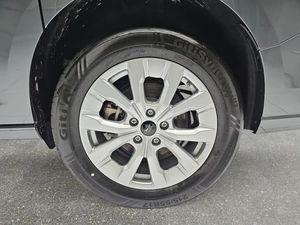 FORD TOURNEO CONNECT 1.5 EB AUTO. PHEV L2 GRAND TITANIUM NAVI LED KLIMA