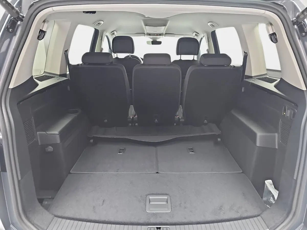 VW TOURAN 1.5 TSI DSG COMFORTLINE NAVI LED ACC SPUR WINTER 7