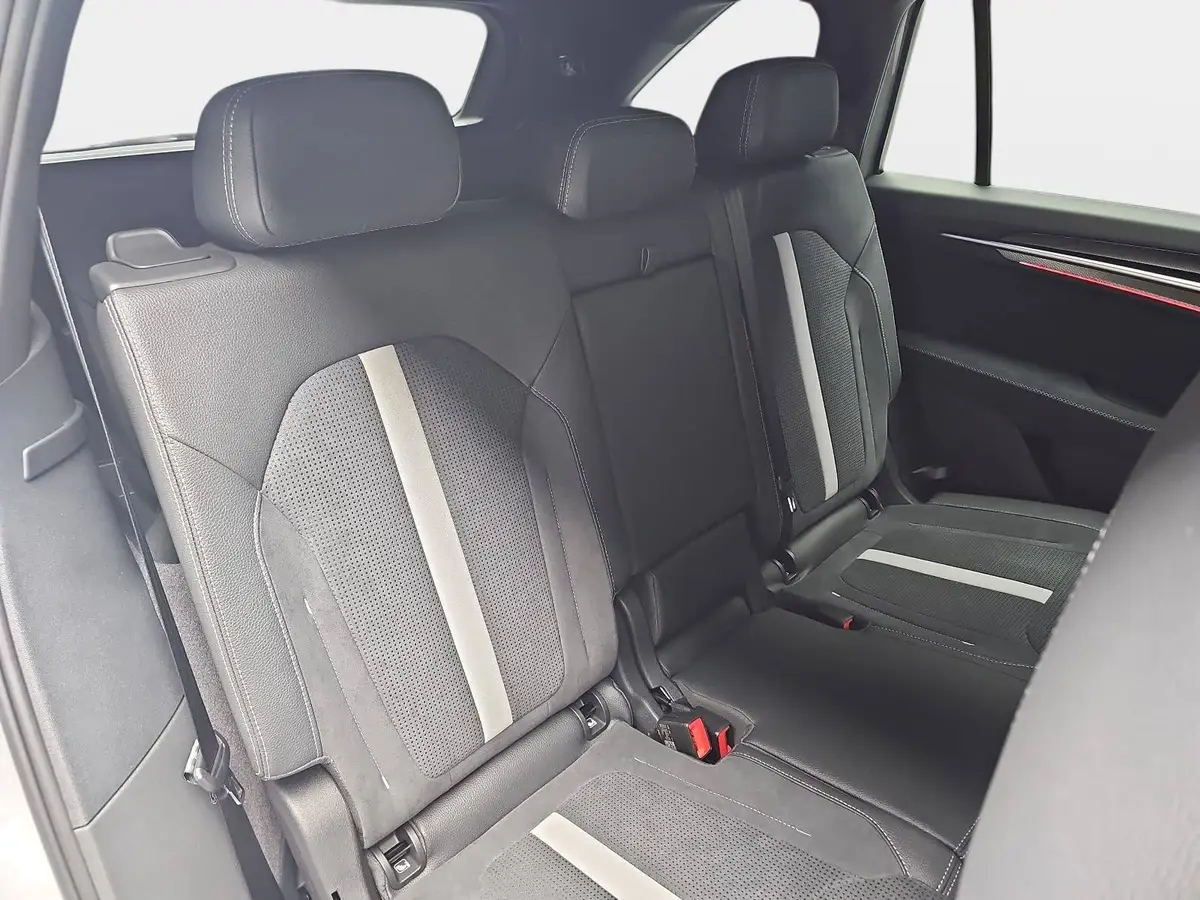 SKODA KODIAQ 2.0 TSI DSG SPORTLINE 4X4 NAVI LED