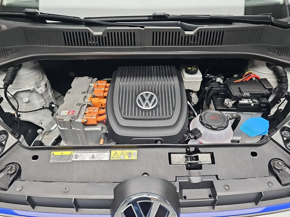VW E-UP! AUTO. MOVE KLIMA WINTERPAKET LM15