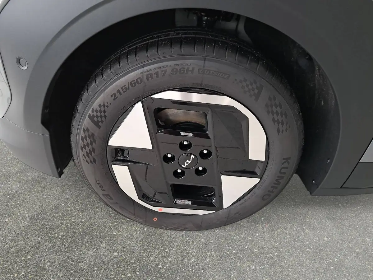 KIA EV3 58.3 KWH EARTH MJ26 WINTER-CONNECT BUSINESS UPGRADE DRIVEWISE-PARK
