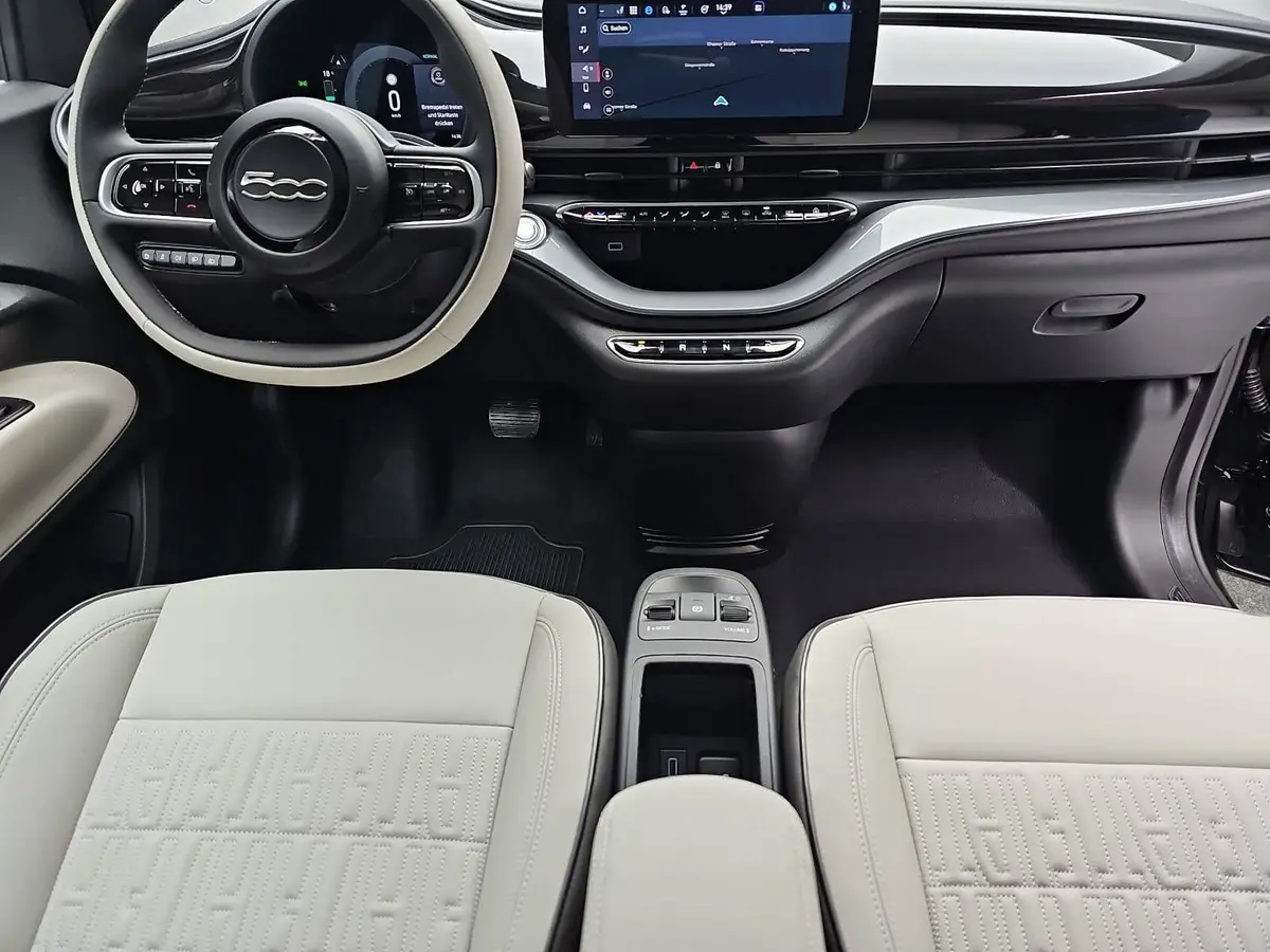 FIAT 500E ELEKTRO 42 KWH LA PRIMA