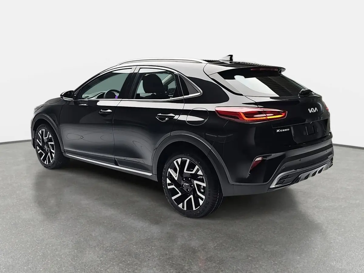 KIA XCEED 1.6 T-GDI 150 DCT SPIRIT MJ26 XCLUSIVE GLASDACH