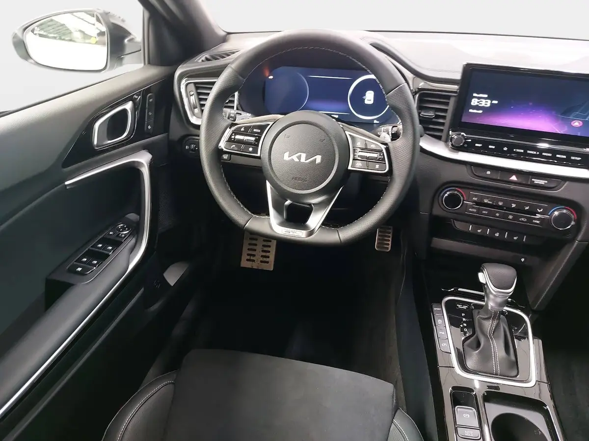 KIA XCEED 1.6 T-GDI 180 DCT GT-LINE MJ26 LEDER GLASDACH