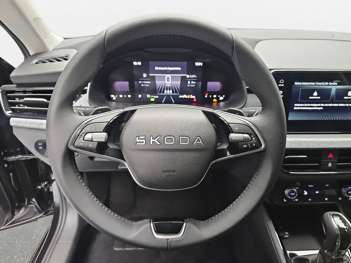 SKODA KAMIQ 1.0 TSI DSG 130 JAHRE LED KLIMAUTO WINTER SICHT KA