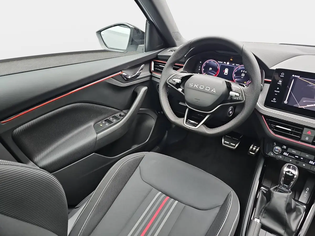 SKODA KAMIQ 1.5 TSI DSG MONTE CARLO NAVI MATRIX-LED PANO WINTE