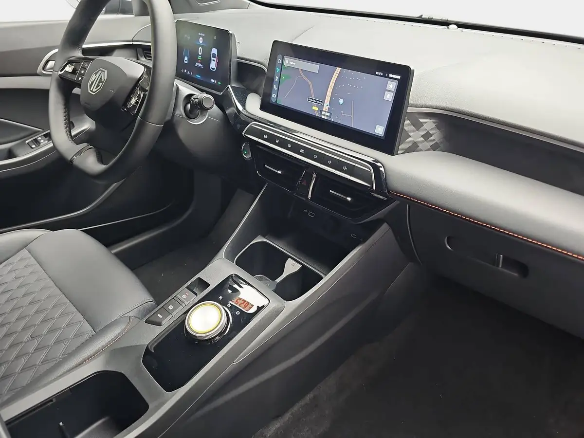 MG MG3 1.5 HYBRID+ LUXURY