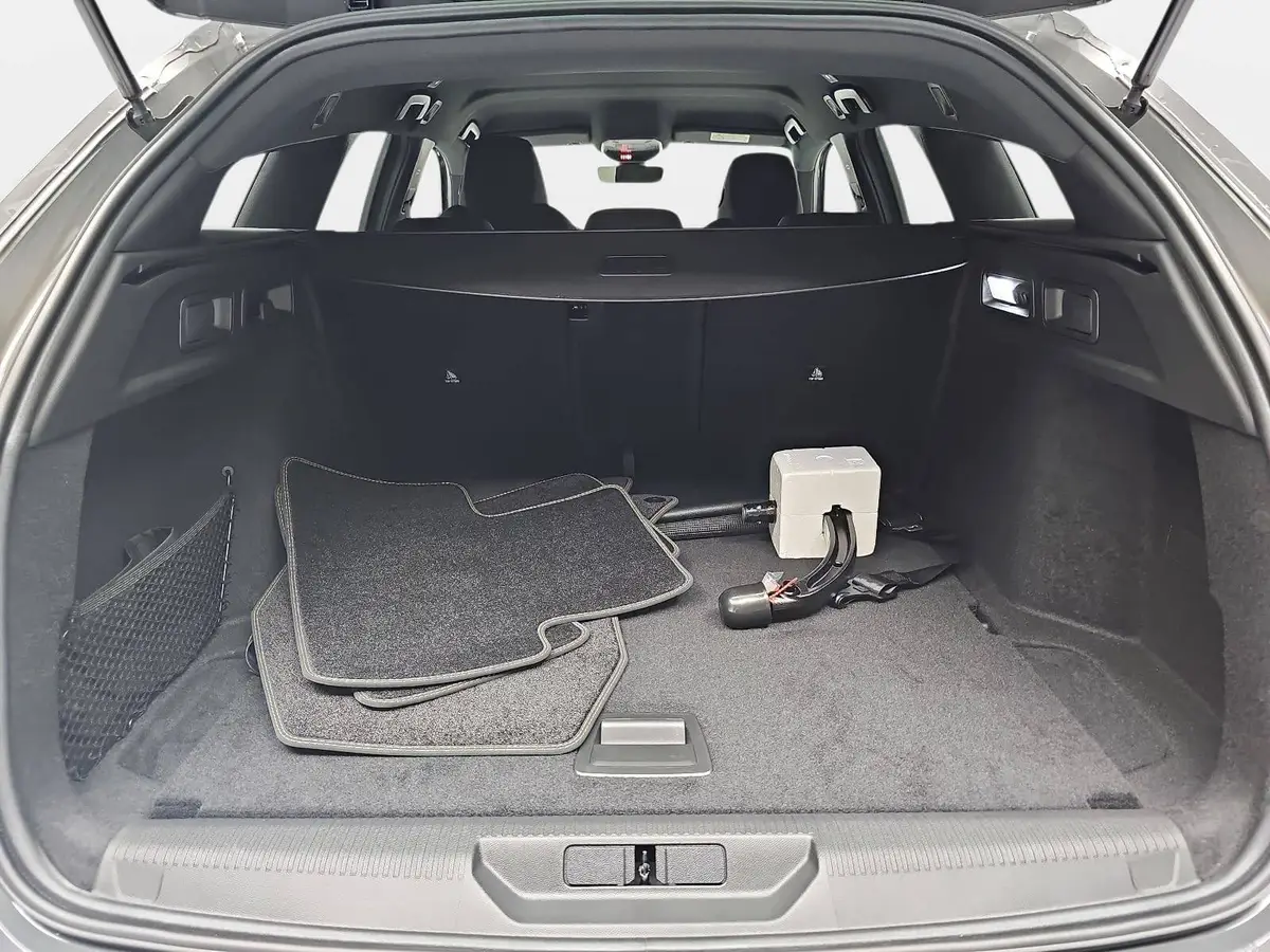 PEUGEOT 308 SW 1.2 HYBRID GT KOMFORT PAKET AHK LM