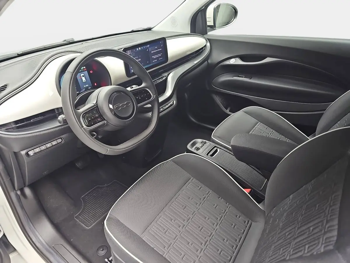 FIAT 500C ELEKTRO 42 KWH KOMFORT PAKET, 16-ZOLL LM-FELGEN