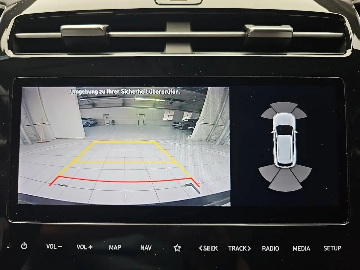 HYUNDAI TUCSON 1.6 T-GDI PHEV TREND 4WD ACC LM19