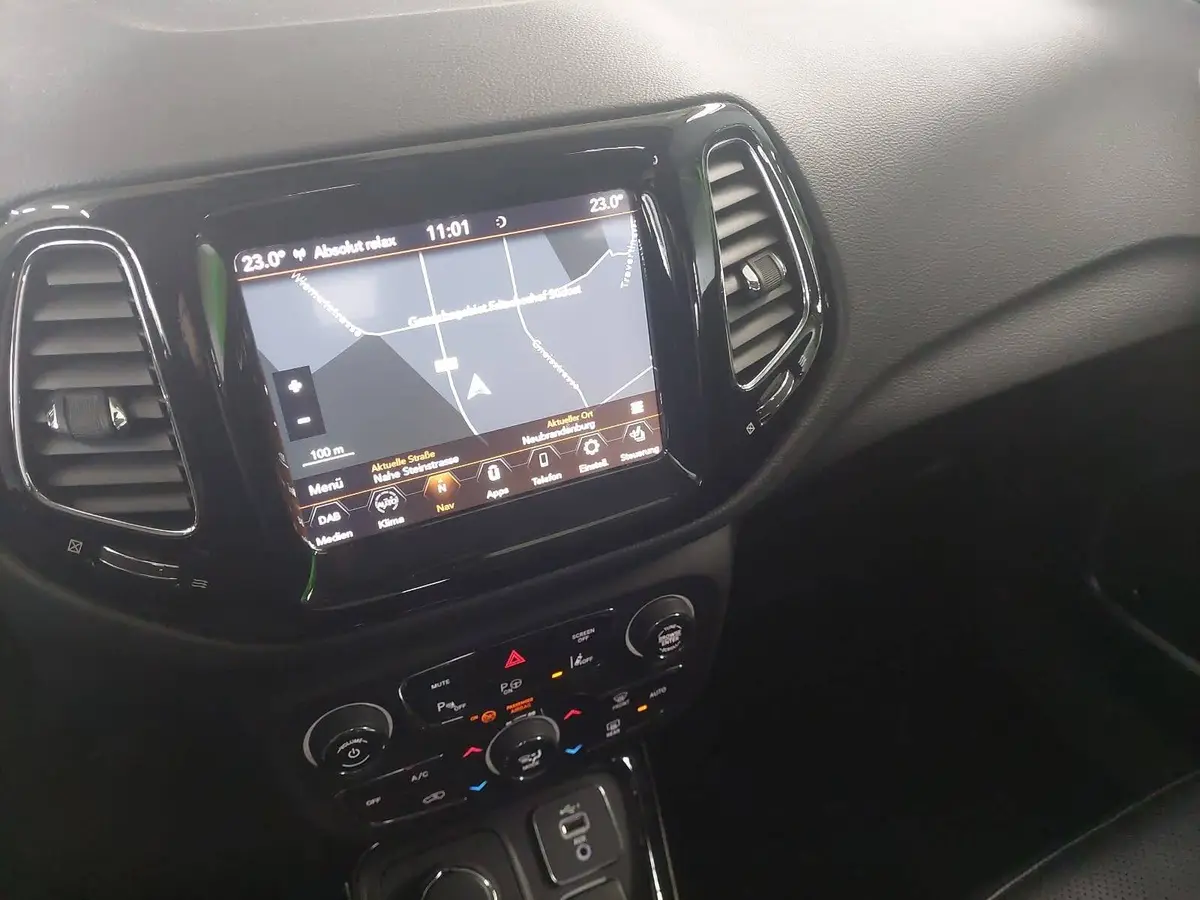 JEEP COMPASS 1.4 MULTIAIR 4WD LIMITED AHK GANZJAHRESREIFEN