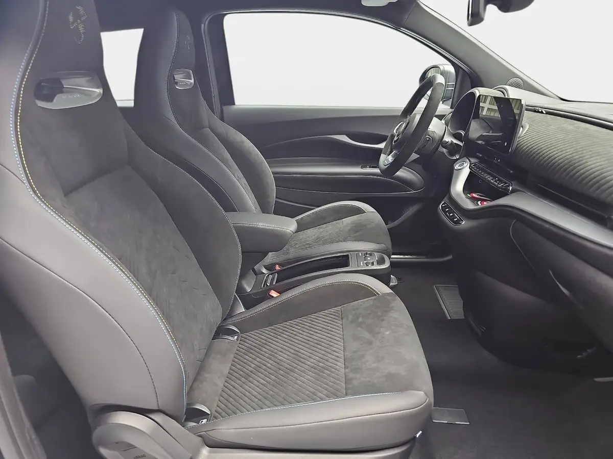 ABARTH 500 E ELEKTRO 42 KWH TURISMO MJ26