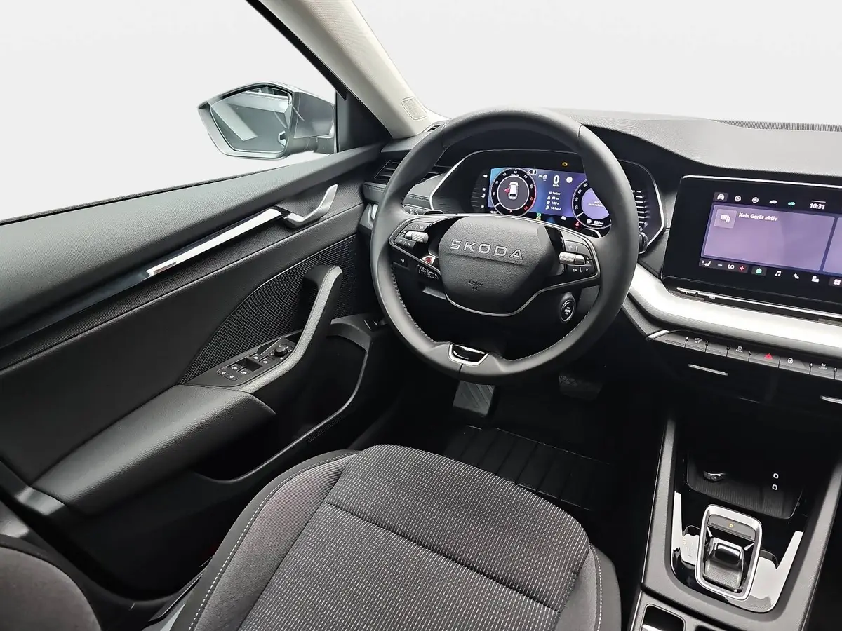 SKODA OCTAVIA COMBI 1.5 TSI DSG SELECTION LED AUDIO WINTER EL.HECKKL. 