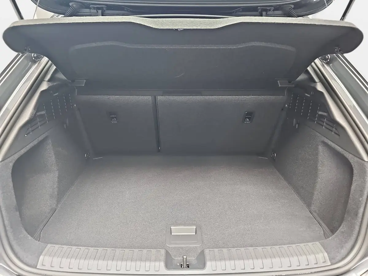 AUDI A3 35 TFSI DSG SPORTBACK S LINE LED KAMERA LM18