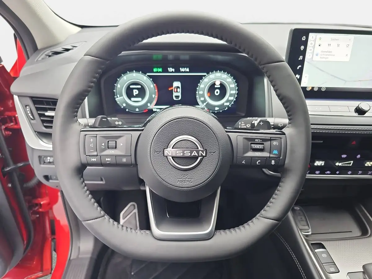 NISSAN QASHQAI 1.3 DIG-T XTRONIC N-CONNECTA PANO WINTER