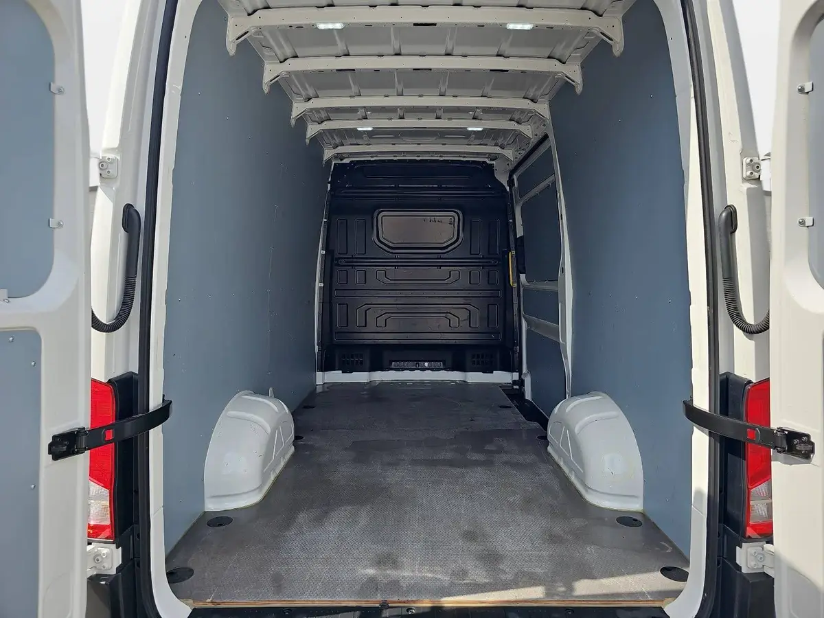 VW CRAFTER 35 TDI L3H3 FWD KLIMA 3-SITZE PDC
