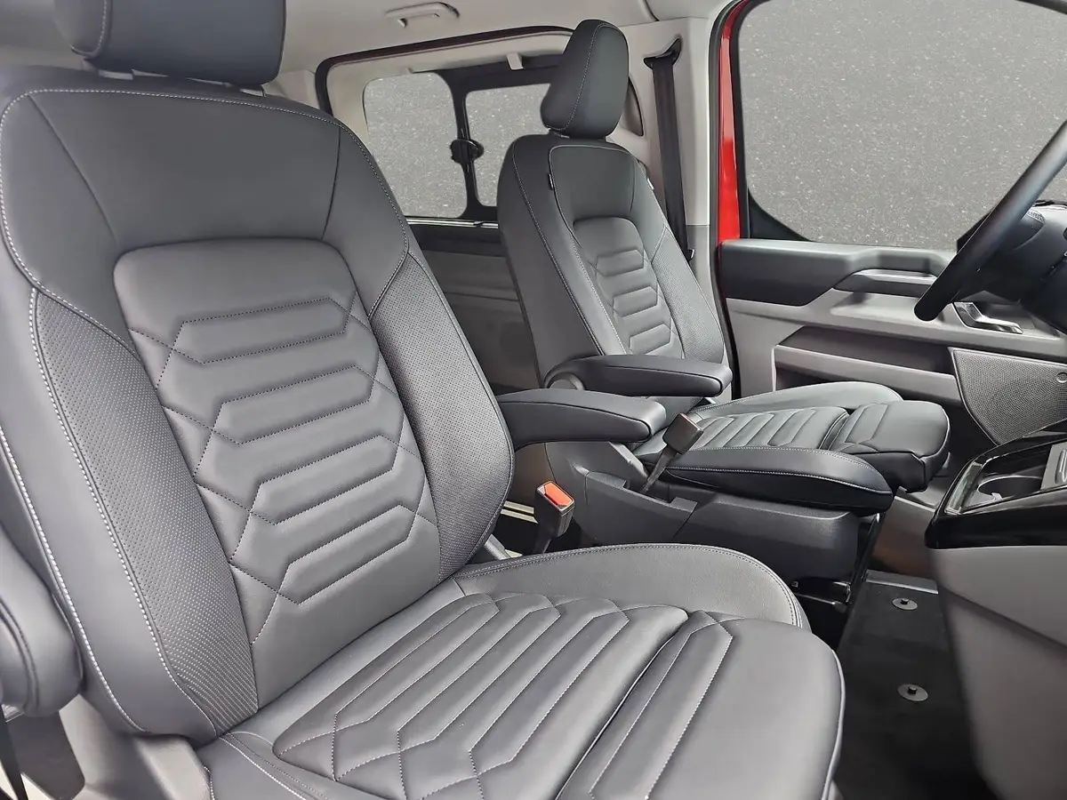 FORD TOURNEO CUSTOM 2.0 ECOBLUE AUTO. L1 TITANIUM X NAVI LED AHK