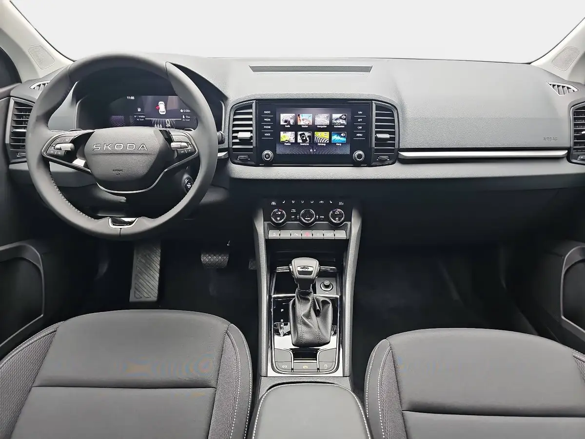 SKODA KAROQ 1.5 TSI DSG FAMILY LED KAMERA LM17