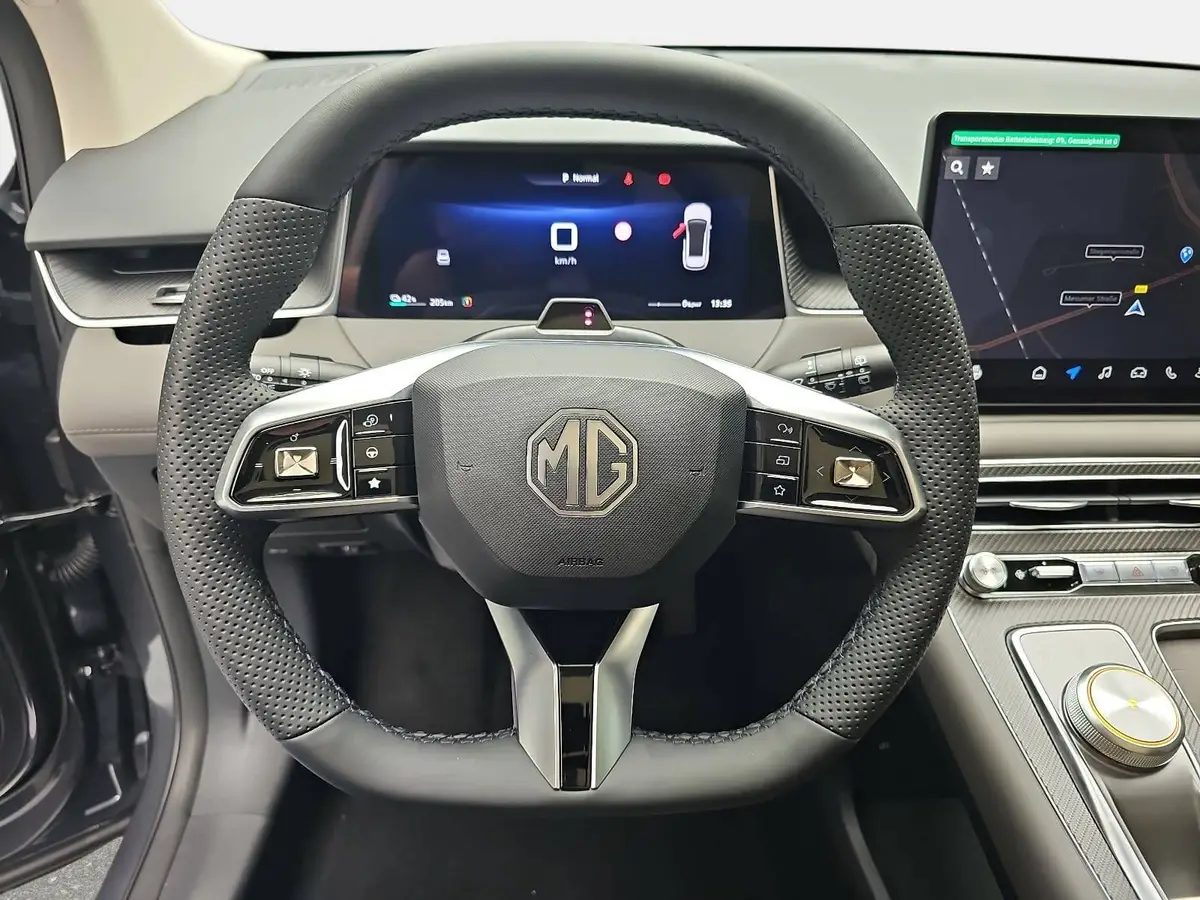 MG ANDERE EV 77 KWH LUXURY PANORAMA LEDER 20-ZOLL
