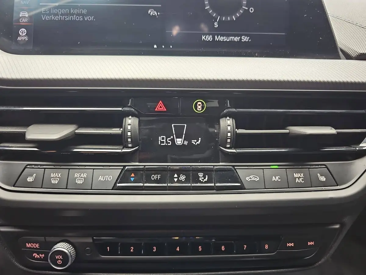 BMW 118 I AUTO. M SPORT NAVI LED PDC