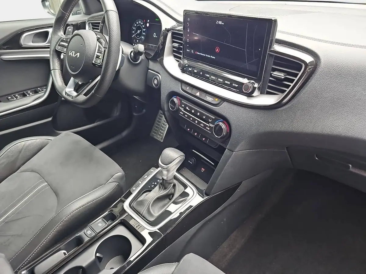 KIA PROCEED 1.5 T-GDI DCT7 GT LINE TECHNOLOGIE GLASDACH PERFORMANCE LEDER