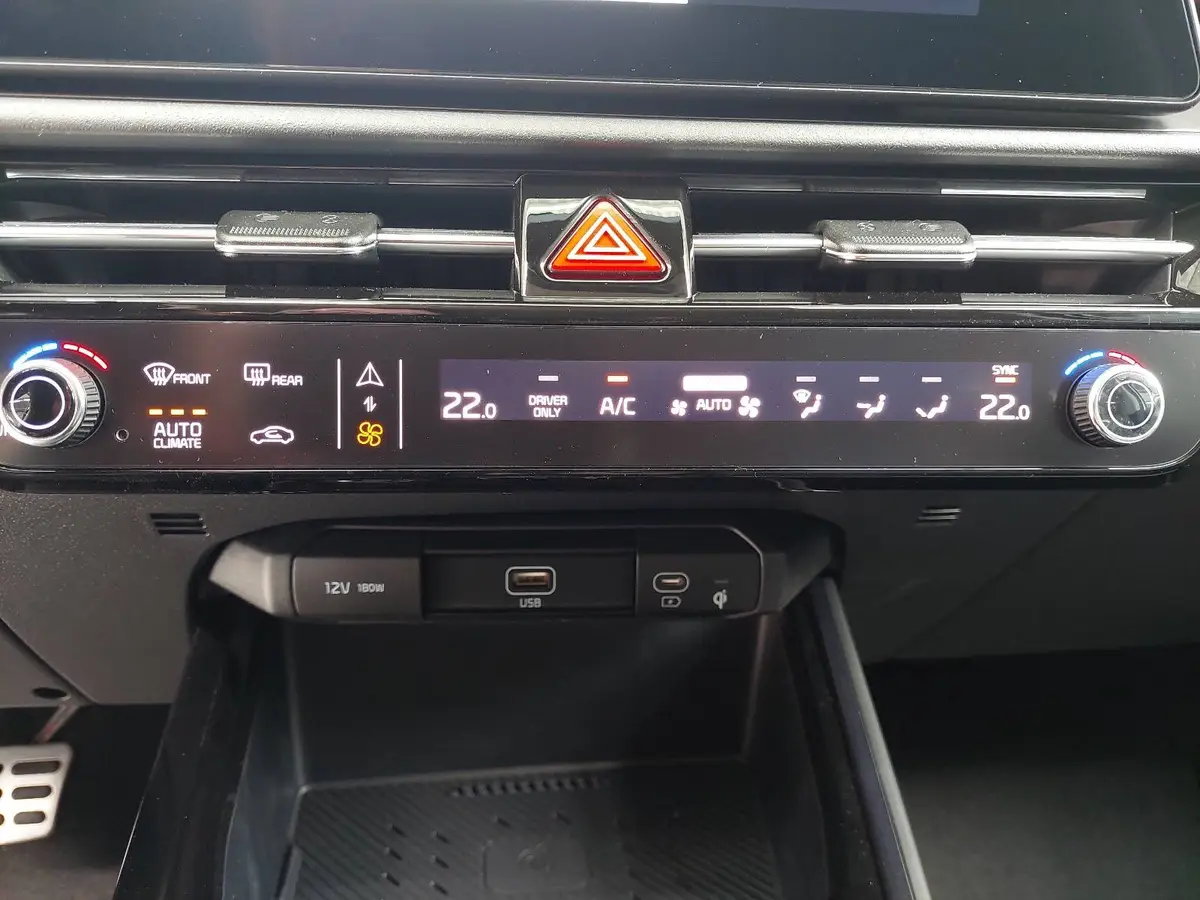 KIA NIRO 1.6 GDI PLUG-IN-HYBRID DCT SPIRIT LM18" TECHNOLOGIE RELAX