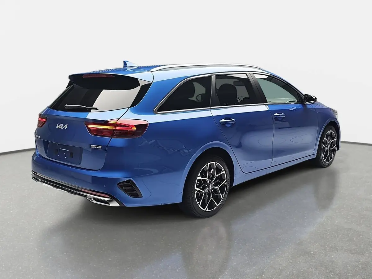 KIA CEED SW 1.5 T-GDI DCT7 GT-LINE