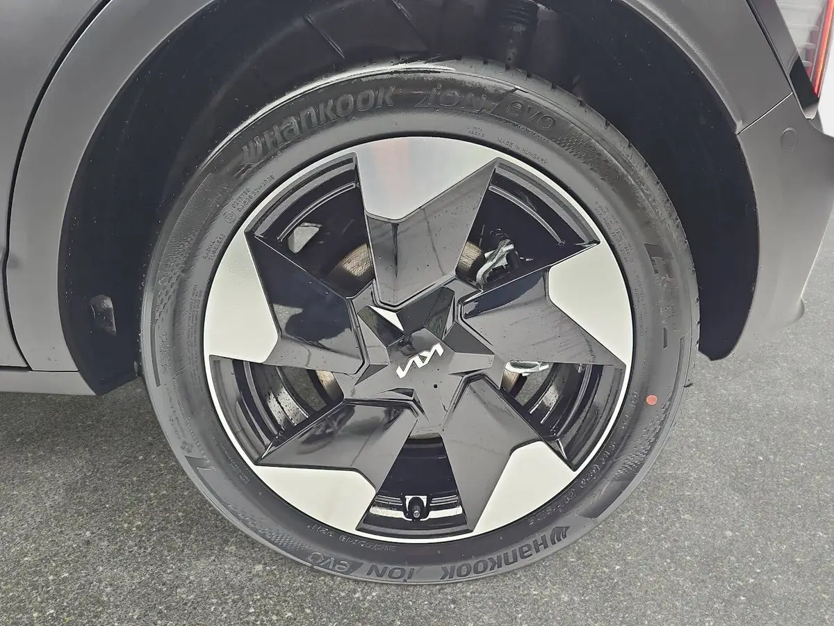 KIA EV2 42.2 KWH EARTH MJ27 4SITZE WINTER-CONNECT TECHN DRIVEWISE-PARK DESIGN