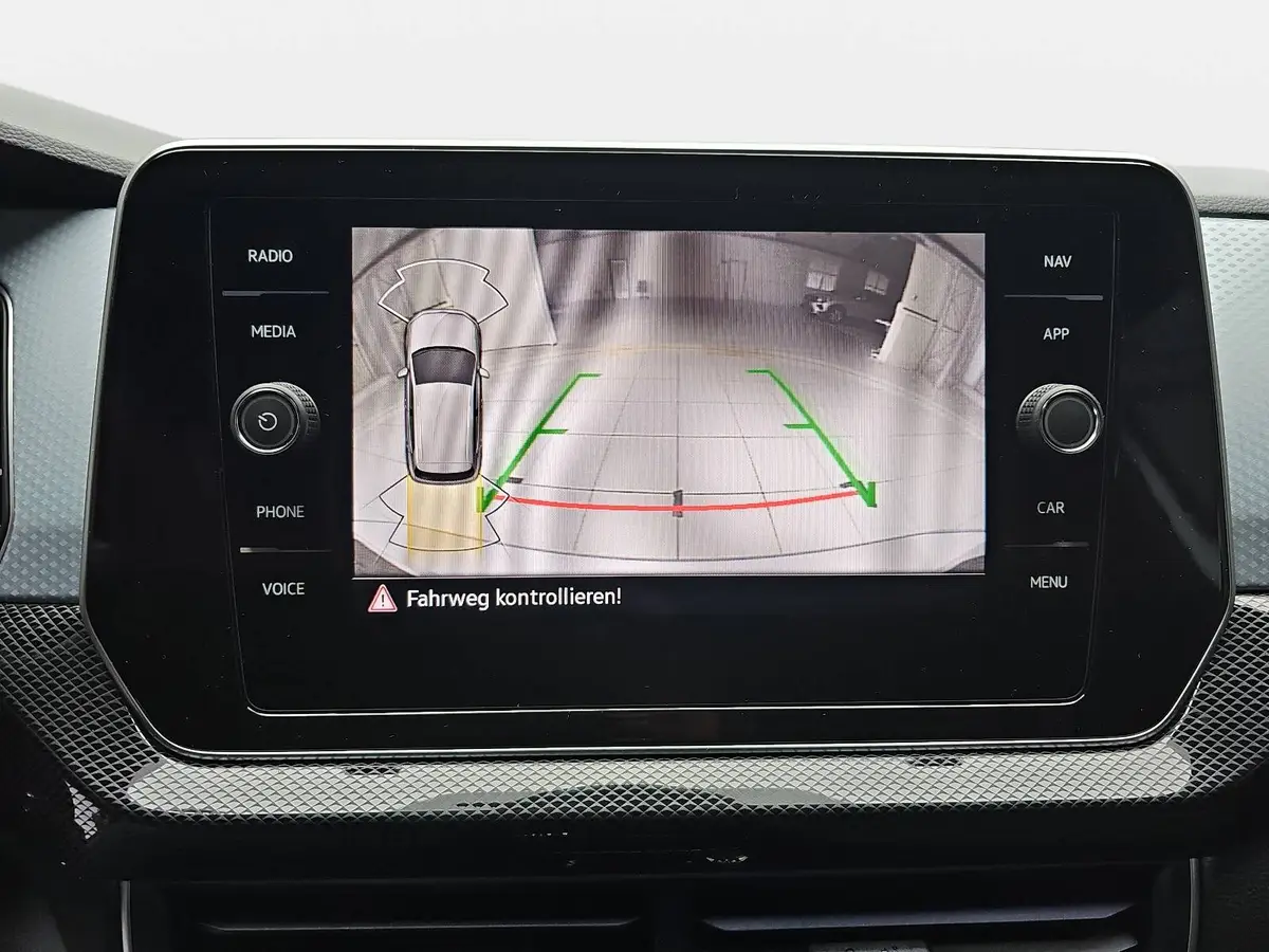 VW T-CROSS 1.0 TSI GOAL NAVI LED KLIMAAUTO ACC P-ASSIST WINTE