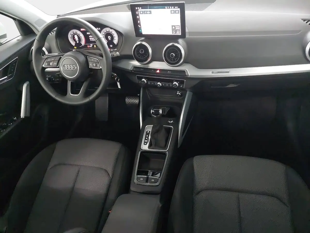 AUDI Q2 35 TFSI S-TRONIC S LINE NAVI LED ACC EL.HECKKL. WI