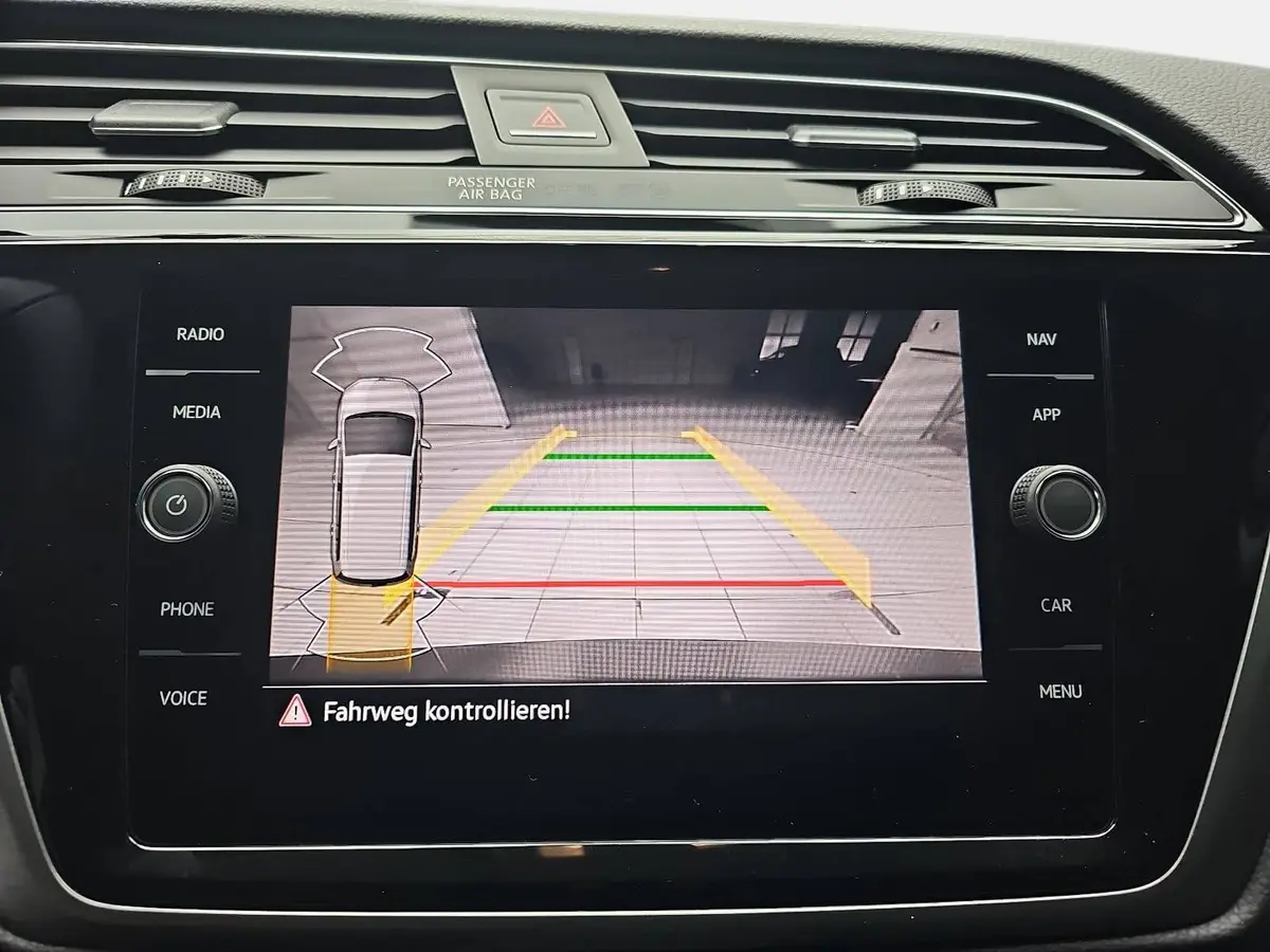 VW TOURAN 1.5 TSI DSG COMFORTLINE NAVI LED ACC 7-S AHK LM