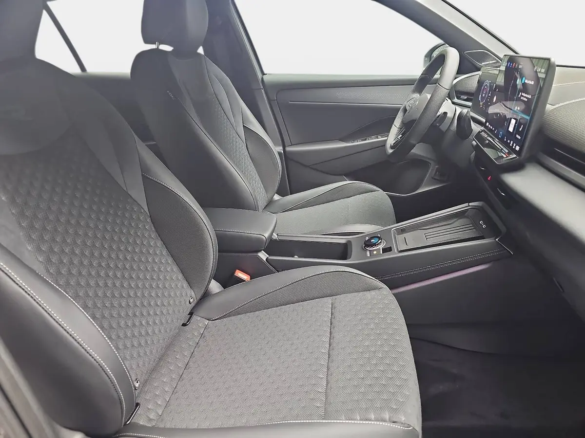 VW T-ROC 1.5 ETSI DSG R-LINE MATRIX AHK LM19