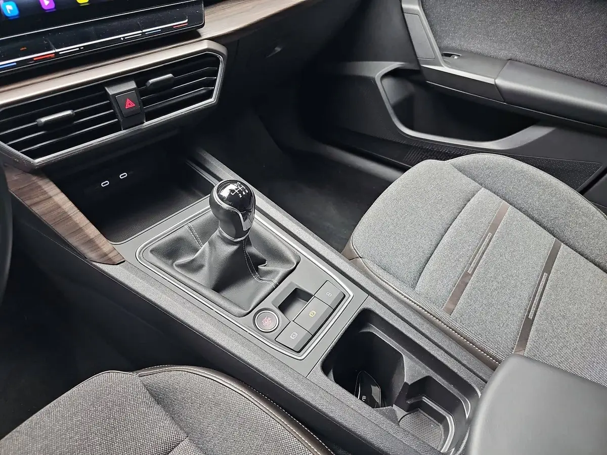 SEAT LEON SPORTSTOURER 1.5 TSI XCELLENCE LED ACC LM