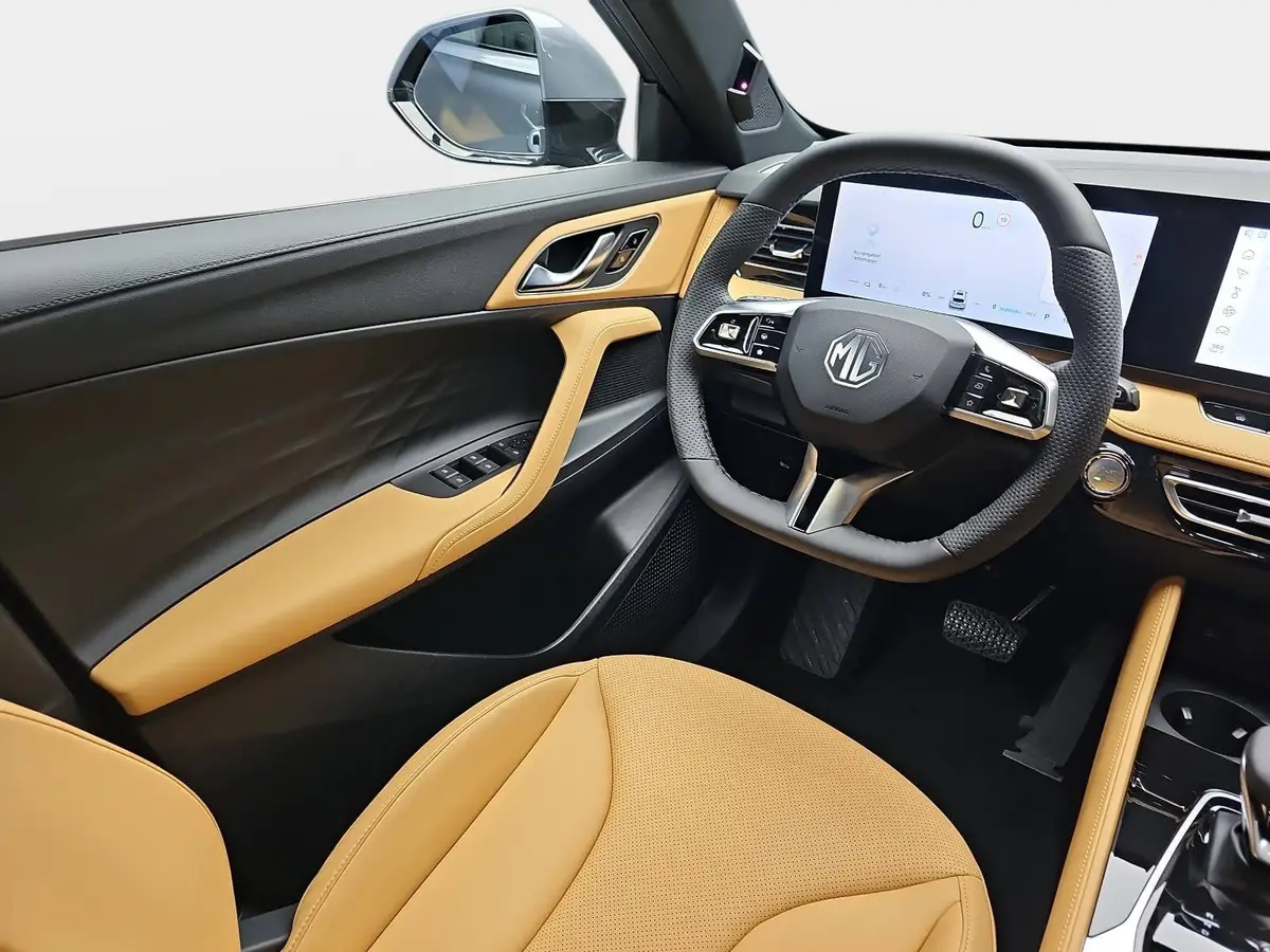 MG HS 1.5 PLUG-IN-HYBRID MY25.5 LUXURY LEDER 360-GRAD-KAMERA 19-ZOLL-LM