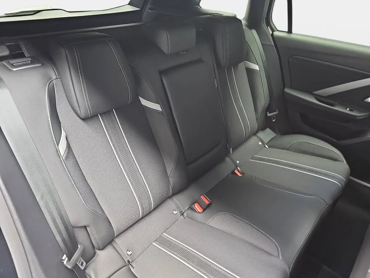 OPEL ASTRA 1.2 TURBO AUTO. SPORTS TOURER GS LED AGR WINTER KA