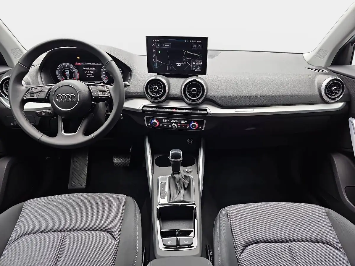 AUDI Q2 35 TFSI S-TRONIC S LINE NAVI LED ACC EL.HECKKL. WI