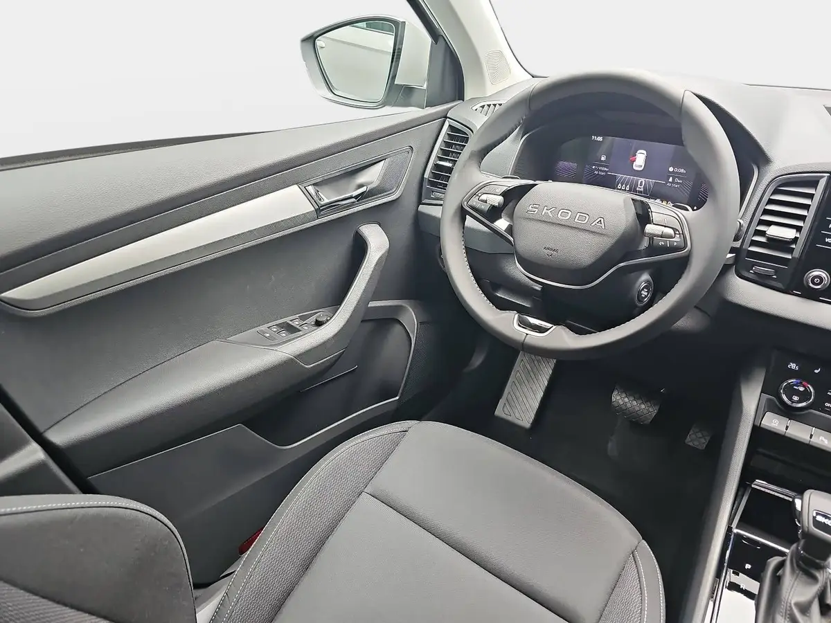 SKODA KAROQ 1.5 TSI DSG FAMILY LED KAMERA LM17